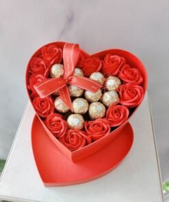 V17 (SOAP FLOWER & ROCHE)